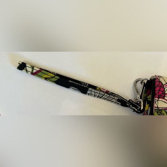 Vera Bradley wristlet Wallet with detachable strap - Picture 6 of 7